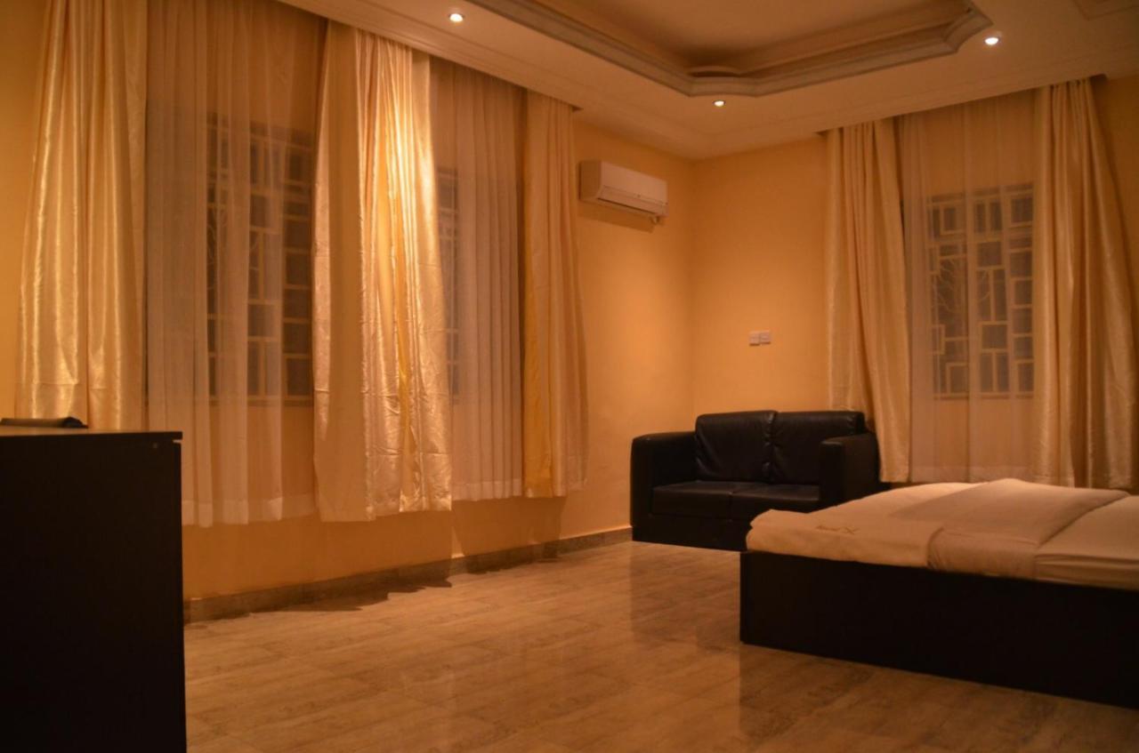 House X Hotel Abuja Bagian luar foto