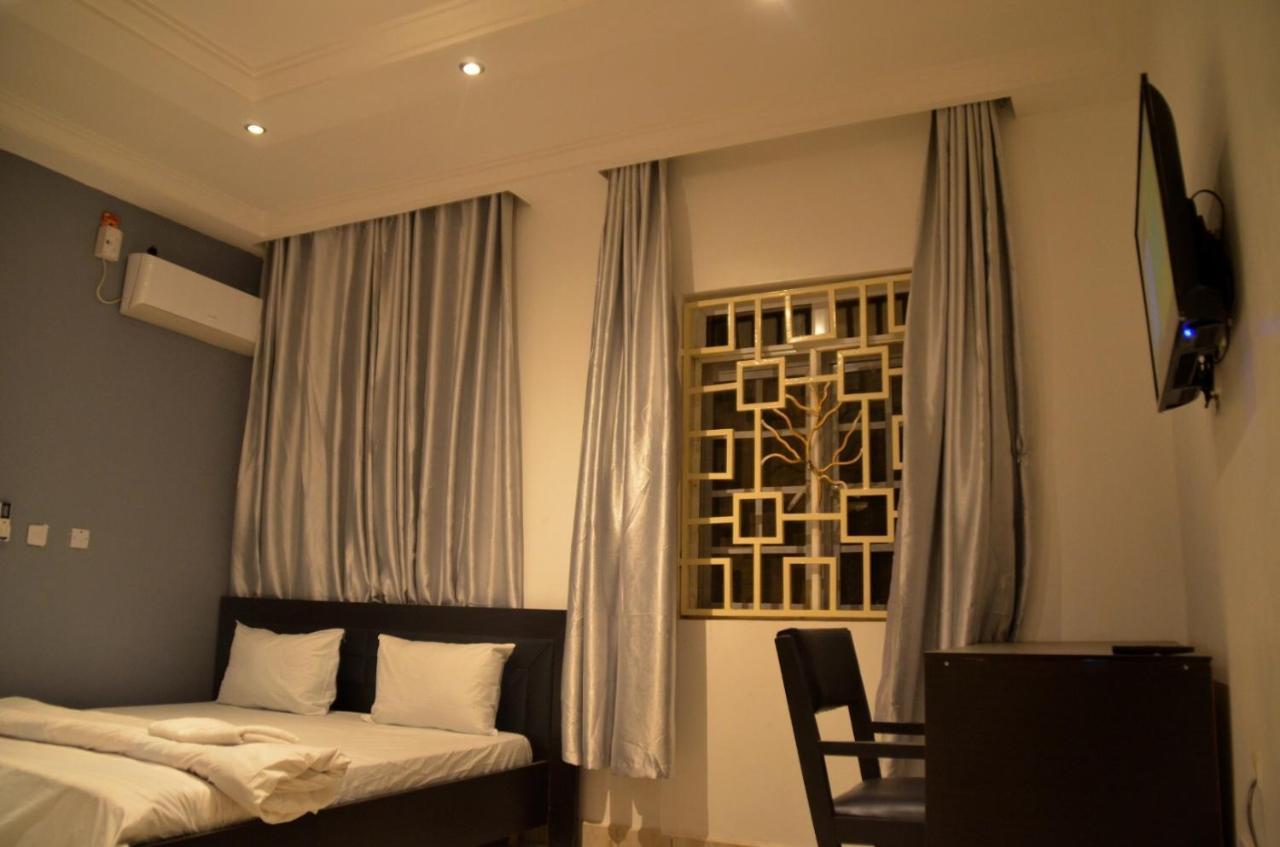 House X Hotel Abuja Bagian luar foto