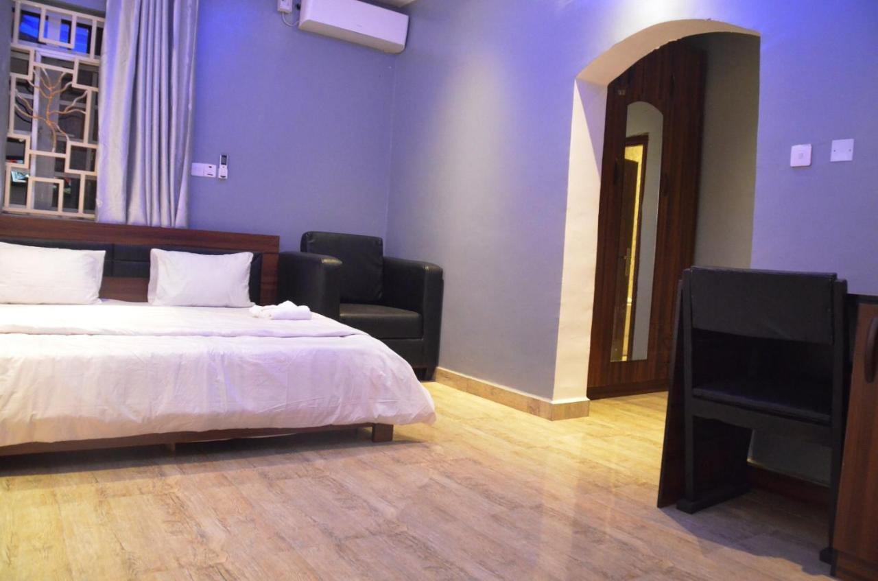 House X Hotel Abuja Bagian luar foto