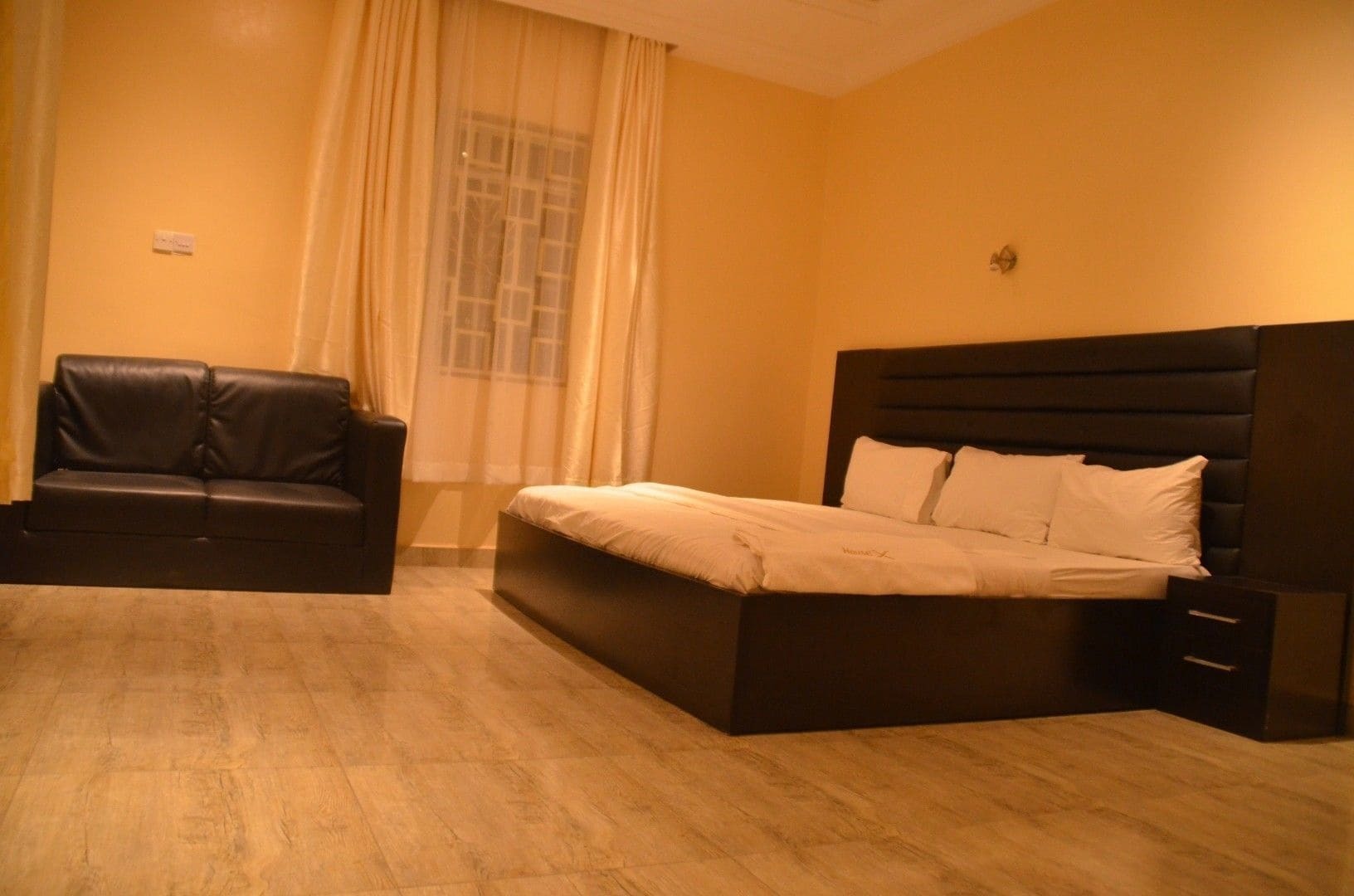 House X Hotel Abuja Bagian luar foto